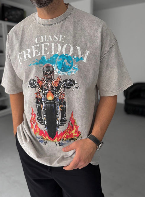 CHASE FREEDOM Graphic T-Shirt – Washed Grey - (0180)