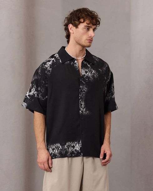 Abstract Print Relaxed Shirt – Black - (0184)