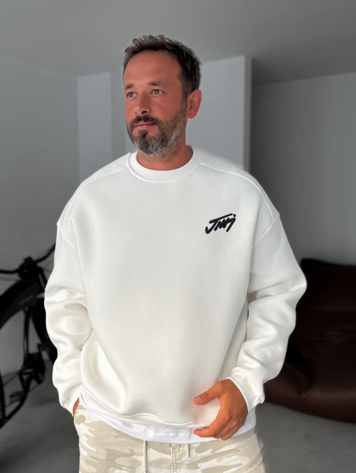 White basic printed sweatshirt - 0057