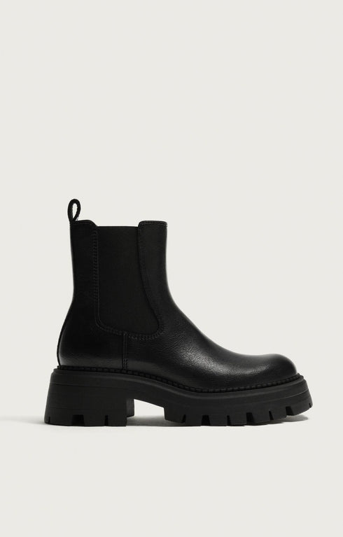 Zara -Chunky Chelsea Boots -preorder