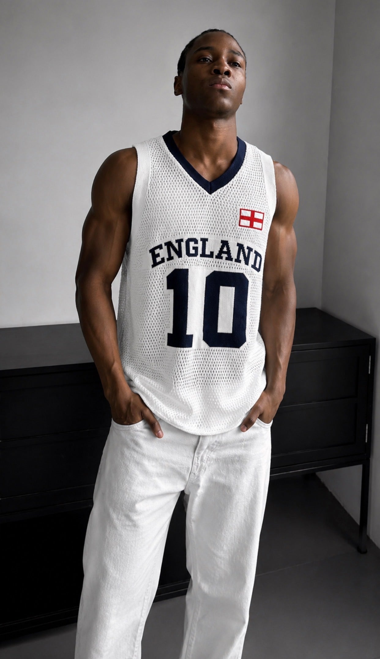 Sleeveless V-Neck / England 0205