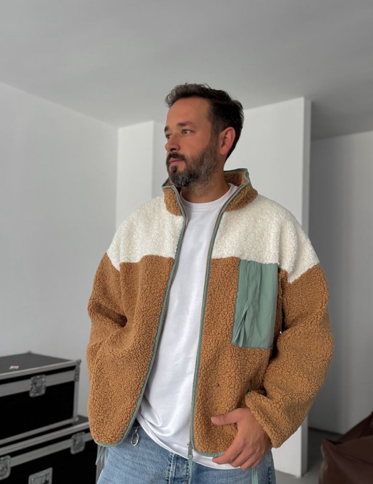 Side pocket zippered jacket - brown 0088