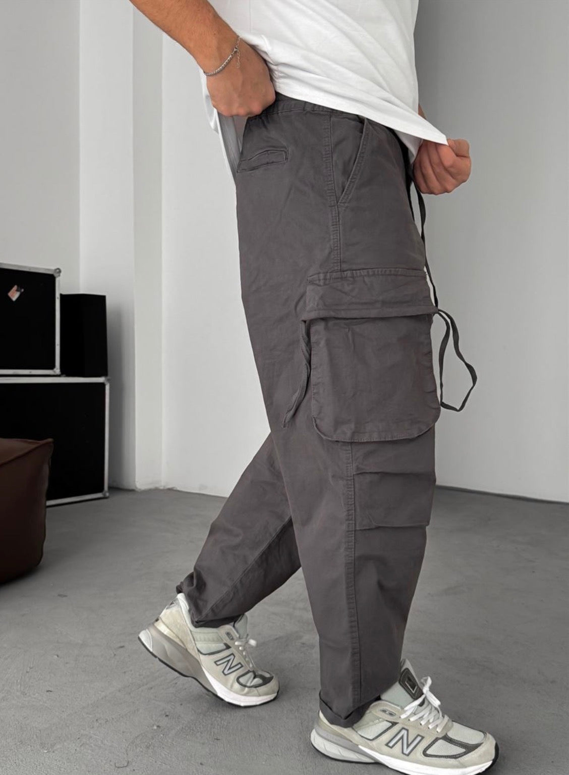 Washed Grey Cargo Pants – Relaxed Street Fit