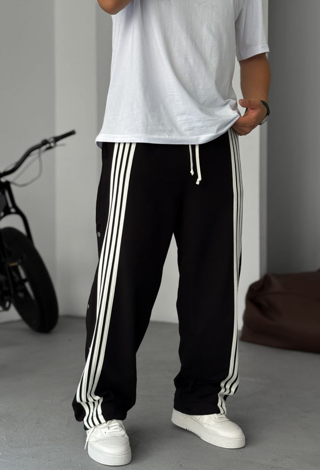 Stripped button detailed tracksuit - balck 0053