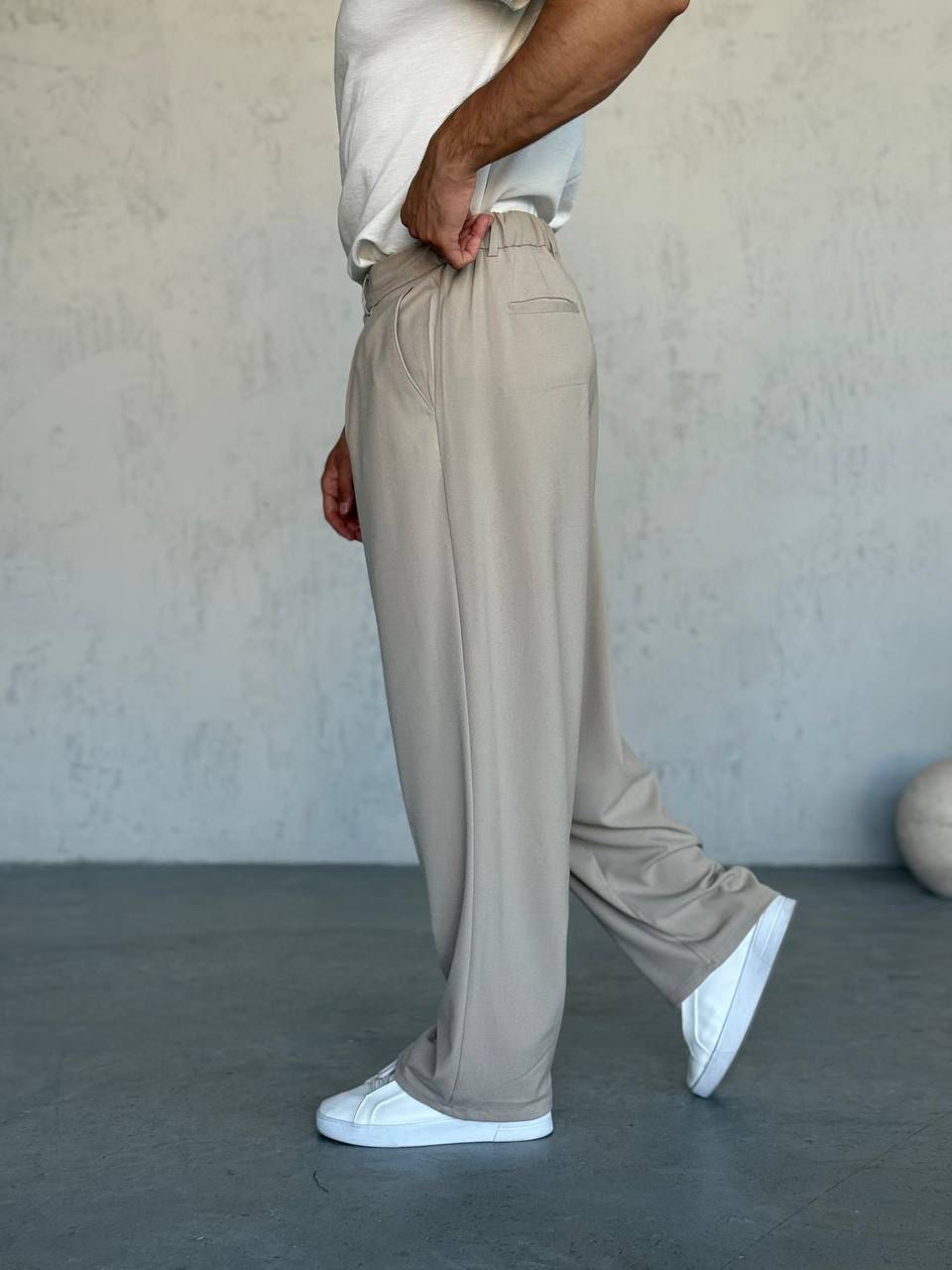Classic Pleated Tailored Pants – Beige 0146