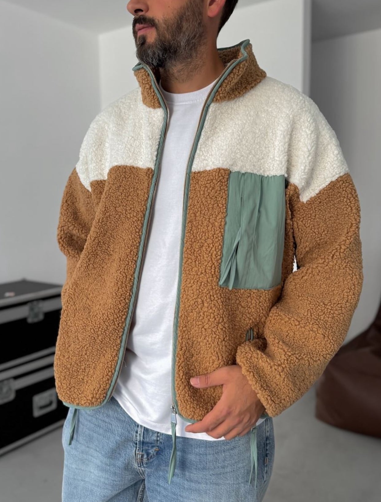 Side pocket zippered jacket - brown 0088