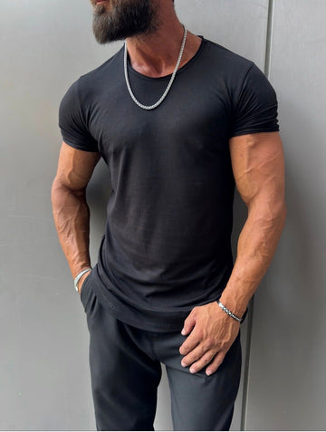 Premium Fitted Crew Neck T-Shirt – black - 0156