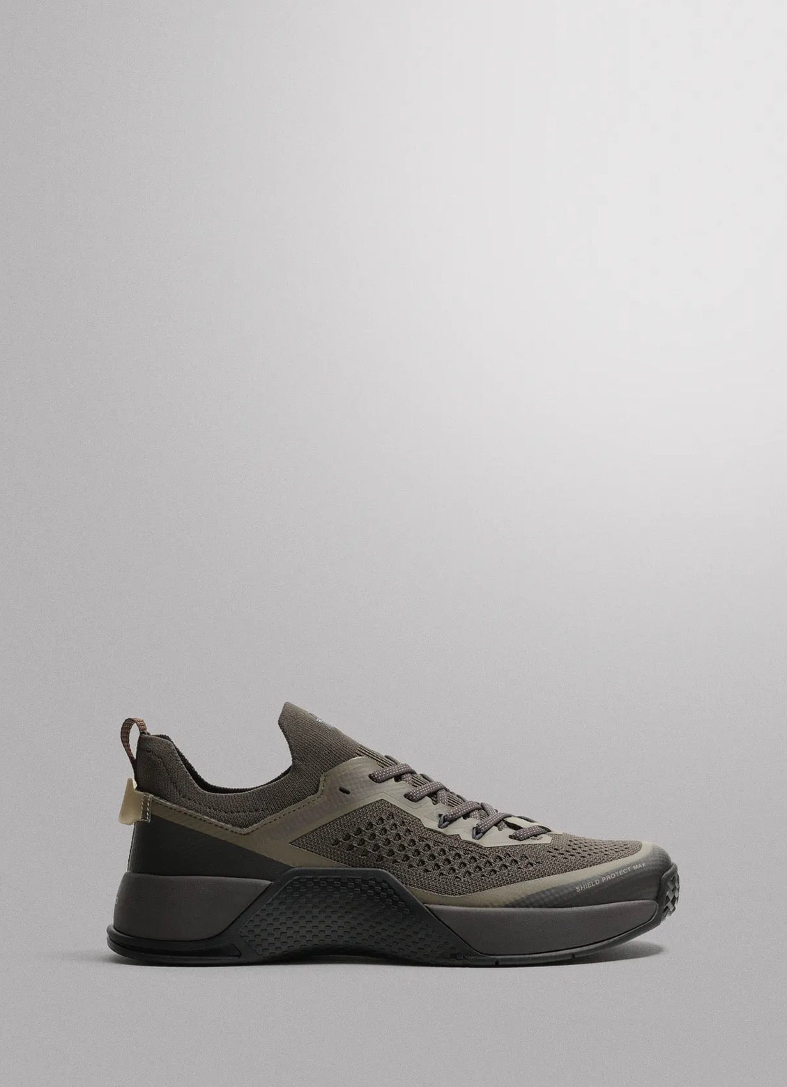 Training traniers - original Zara / pre order