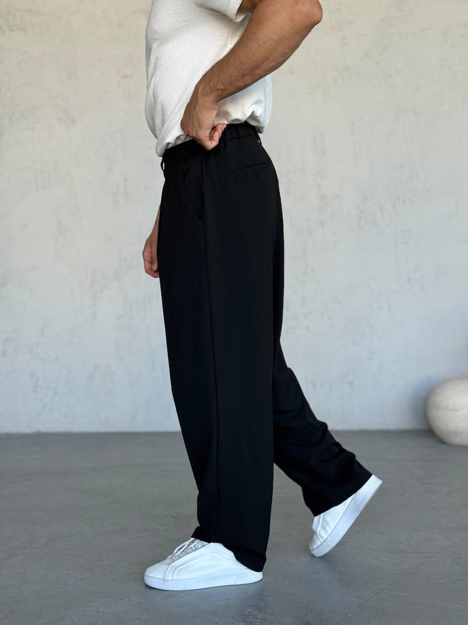 Classic Pleated Tailored Pants – black 0146