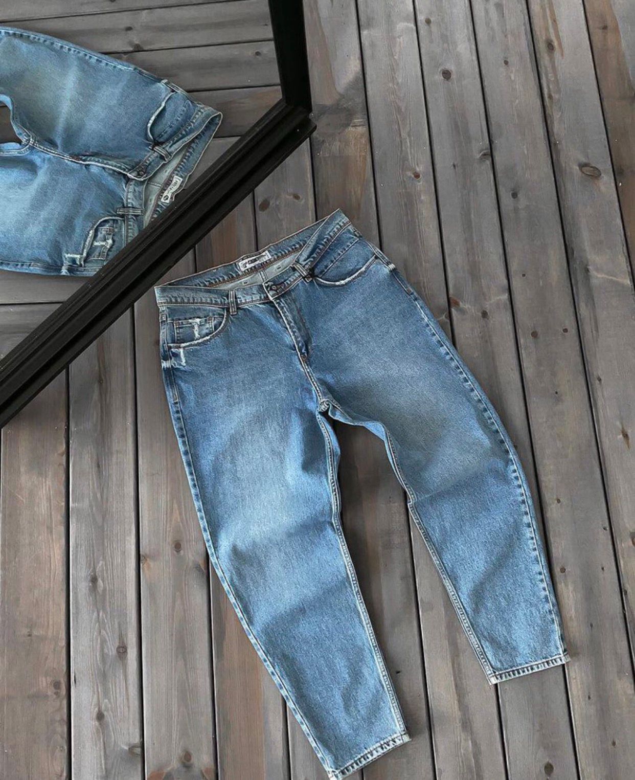 Relaxed Fit Light Wash Denim - Art 3324 / k 19