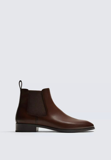 Zara - pointed Chelsea boots - pre order