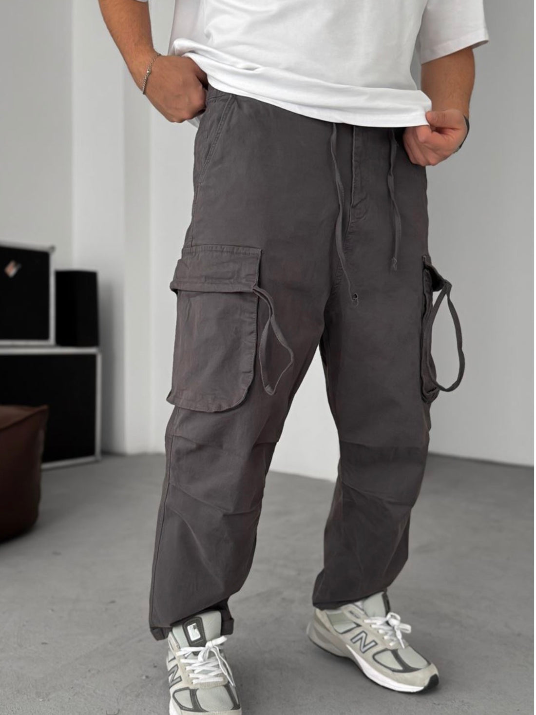 Washed Grey Cargo Pants – Relaxed Street Fit