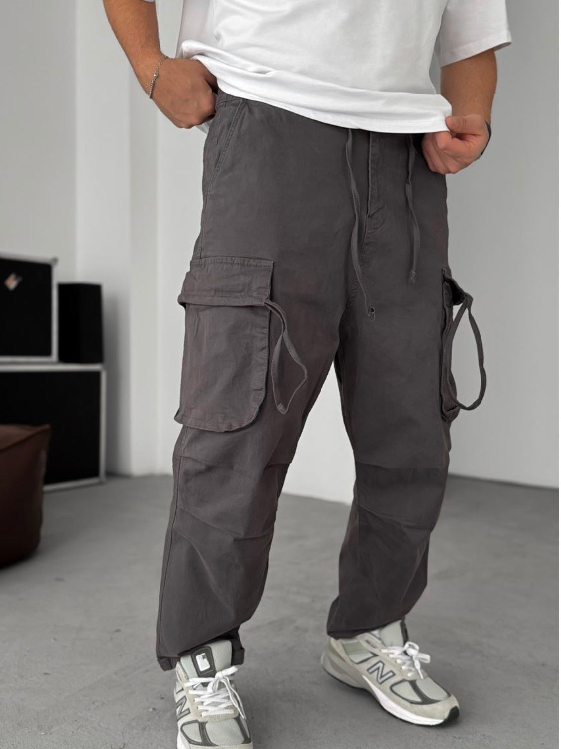 Washed Grey Cargo Pants – Relaxed Street Fit