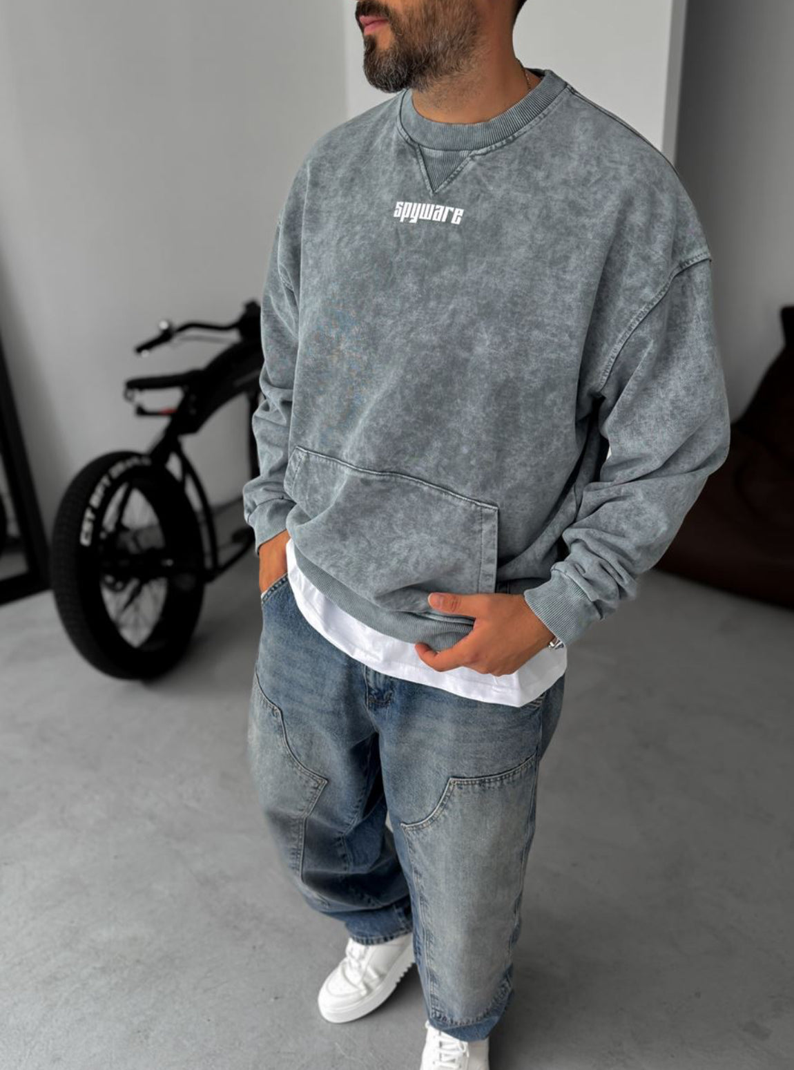 Washed spyware printed sweatshirt / Gray  - 0056