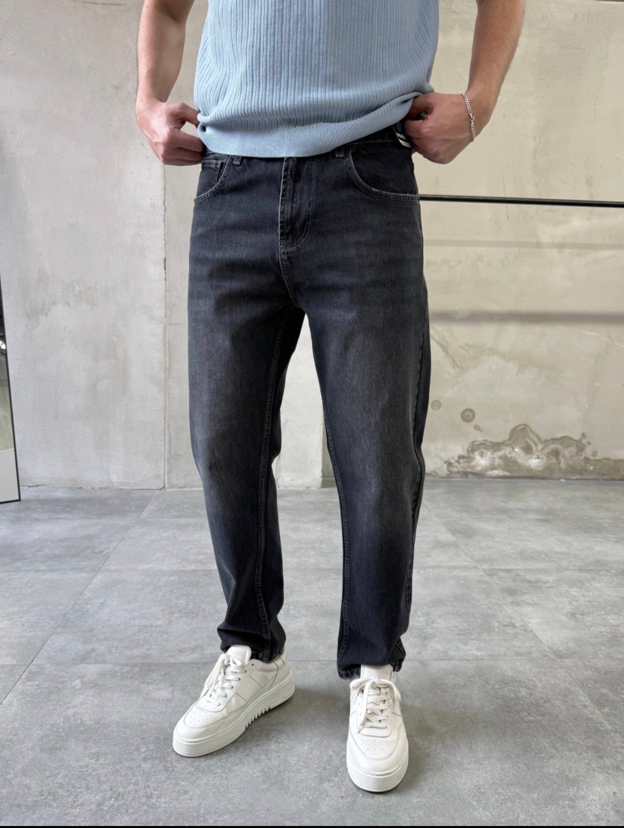 Washed Black Relaxed Jeans / 0166 ART: 3256 - KV5